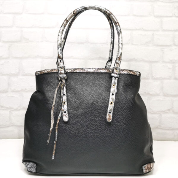 Черна италианска чанта Мария С, практична - EvrikaShop