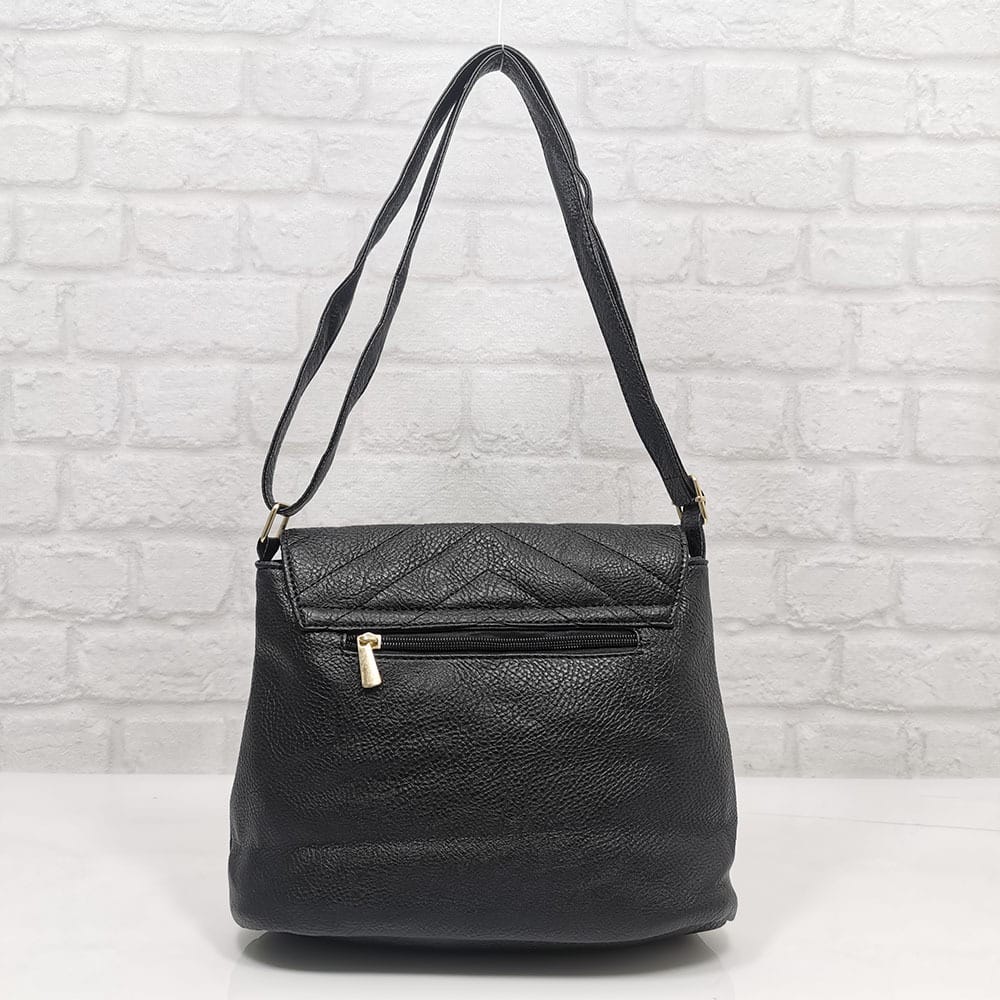 damska-chanta-64-186-5 Спортно-елегантна дамска чанта Еврика в черно - EvrikaShop ®