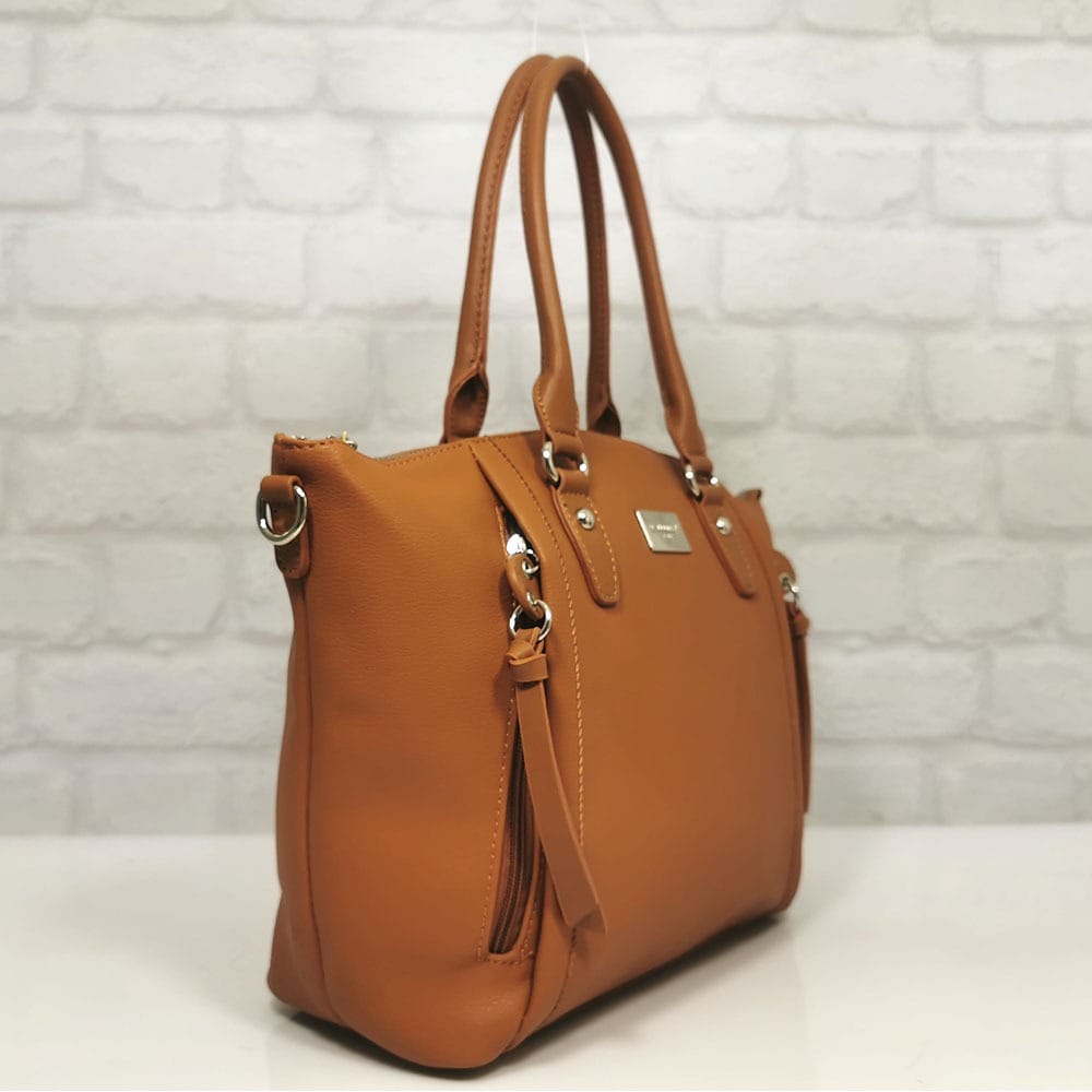 damska-chanta-David-Jones-6265-3-7 Дамска чанта David Jones цвят коняк - EvrikaShop