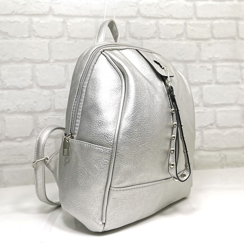 damska-ranica-00225-1 Средно голяма раница Еврика сребриста - EvrikaShop