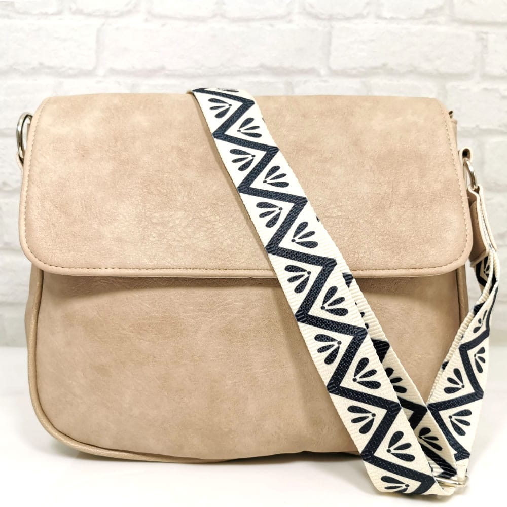 chanta-1335n Чанта Еврика 2446БЕ бежова