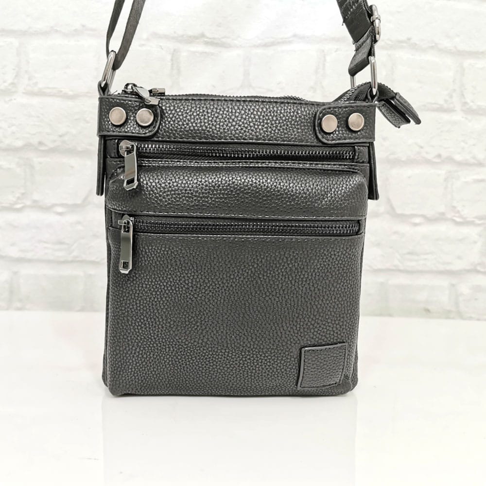 chanta-3720-2 Мъжка чанта 3720Н черна от еко кожа, средно голяма