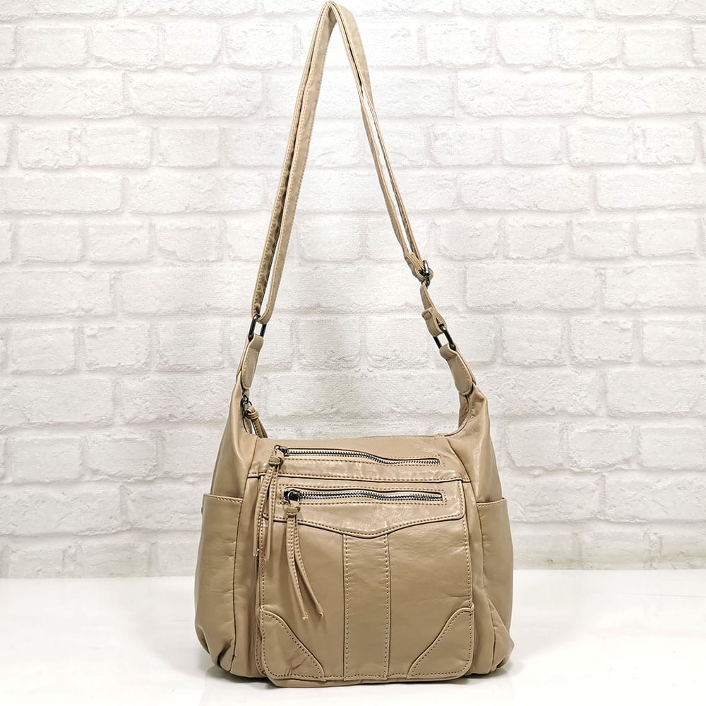 chanta-022-1-1 Чанта Еврика 022-1БЕ бежова, средно голяма, мека