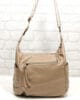 Чанта Еврика 022-1БЕ бежова, средно голяма, мека Чанта Еврика 022-1БЕ бежова, средно голяма, мека