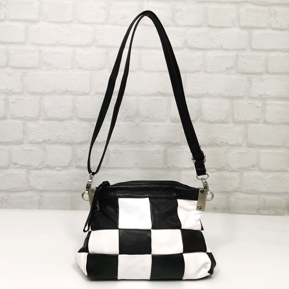 damska-chanta-CH62-5 Чанта Еврика CH62BH двуцветна от естествена кожа, малка