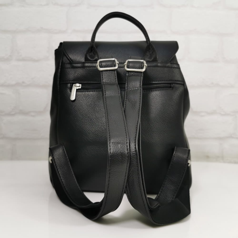 chanta-David Jones-7710-10