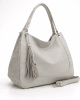 Светло сива дамска чанта с пискюл N1163SV голяма