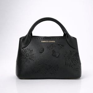 Дамска черна чанта с апликация с три прегради